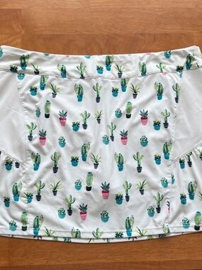 Lillie Green size large cactus print white golf tennis pickleball skirt skort